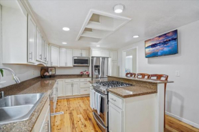 Serene Park City MTN Home Hot Tub 6BR4BA & AC